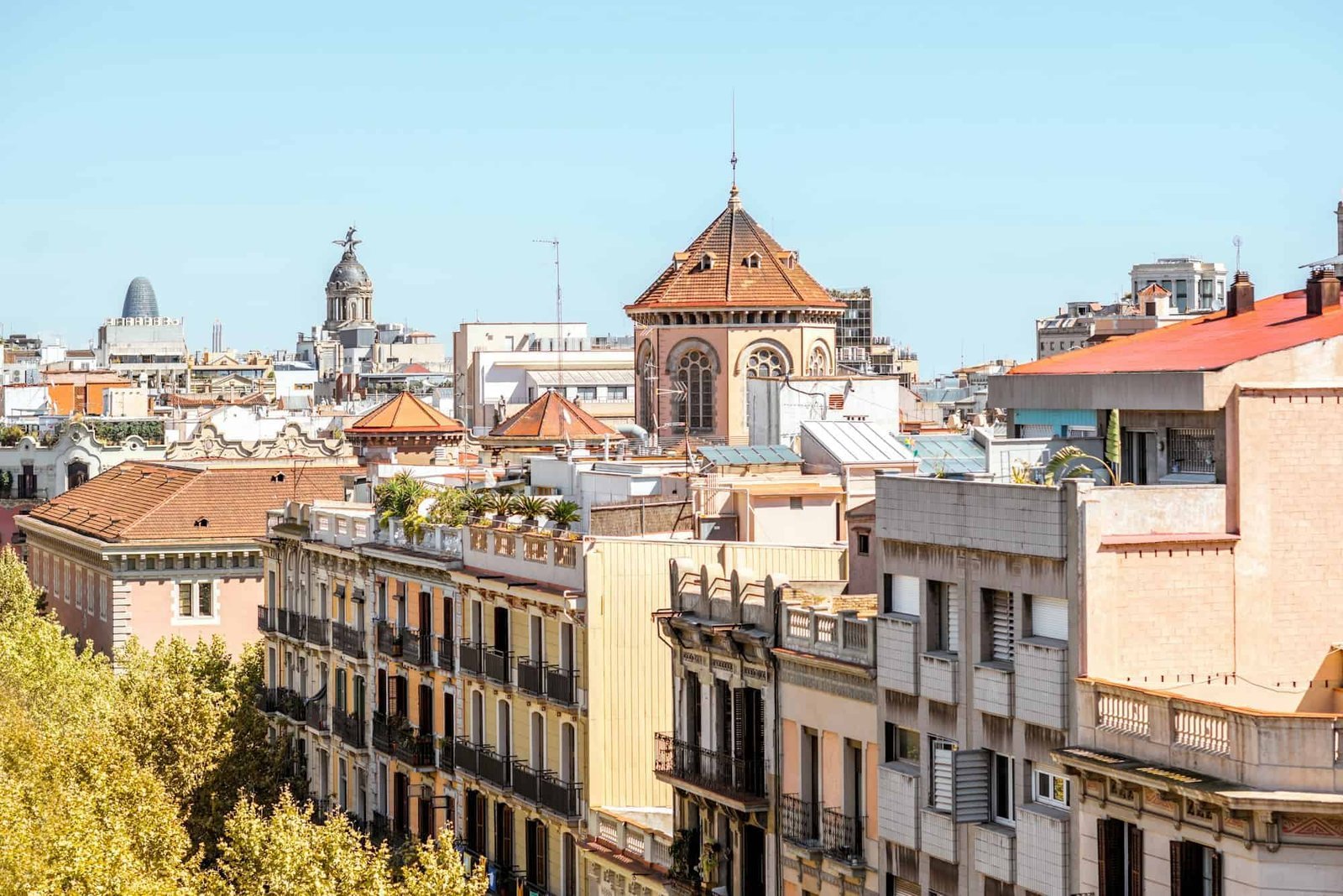 10 Must-Do Local Gems in Barcelona Beyond Tourist Trails