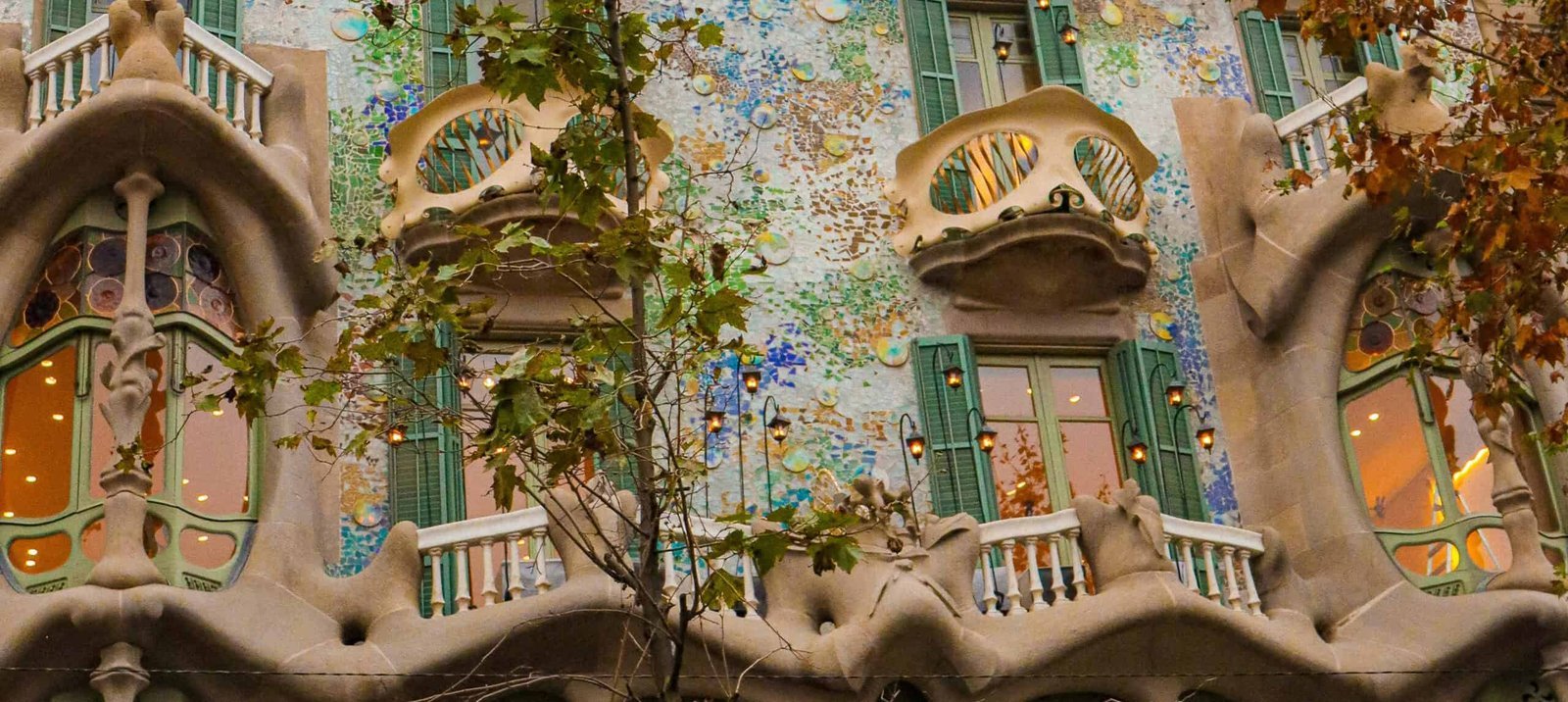 Exploring the Extraordinary Casa Batlló - 2024