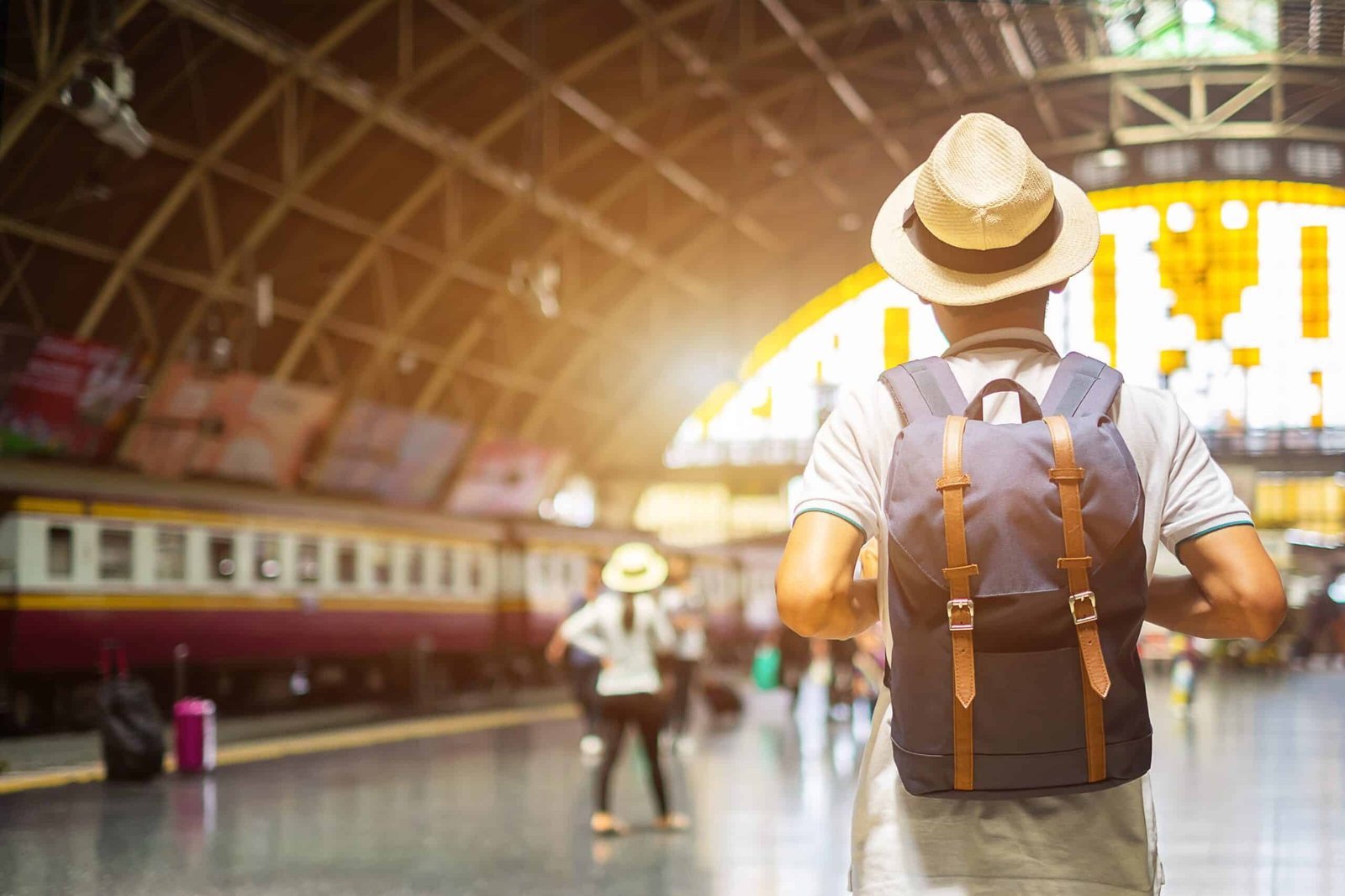 10 Essential Items to Bring When Traveling Solo